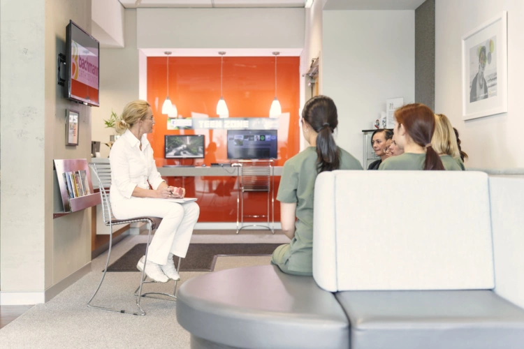 reception/waiting area